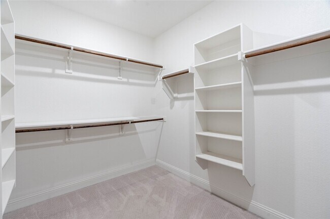 Building Photo - 6350 Culverdale Ln