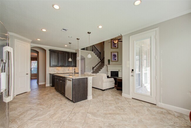 Building Photo - 13123 Hazelwood Hollow Dr