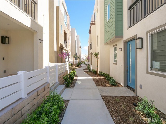 Building Photo - 1645 Hornet Dr