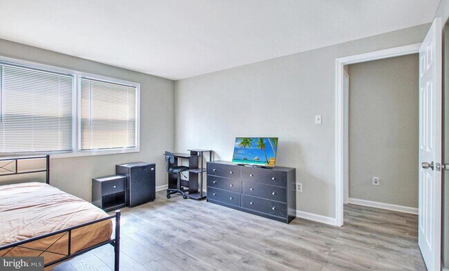 Building Photo - 9919 Boise Rd