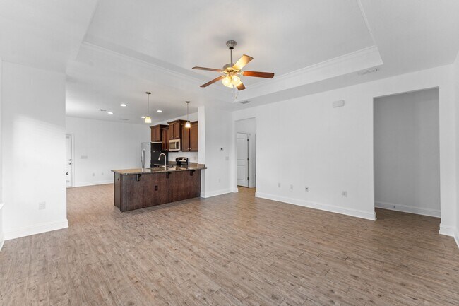 Building Photo - 27320 Lashay Dr