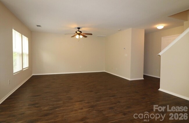Building Photo - 13011 Lake Erie Ln