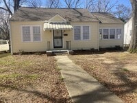 Building Photo - 3415 Northview Dr