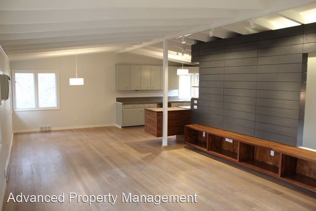 Building Photo - 4 br, 2 bath House - 1009 Michael Road