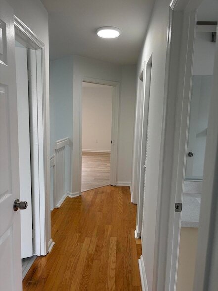 Building Photo - 20970 Vía Oleander