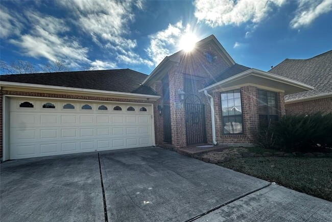Building Photo - 4930 Julia Ct