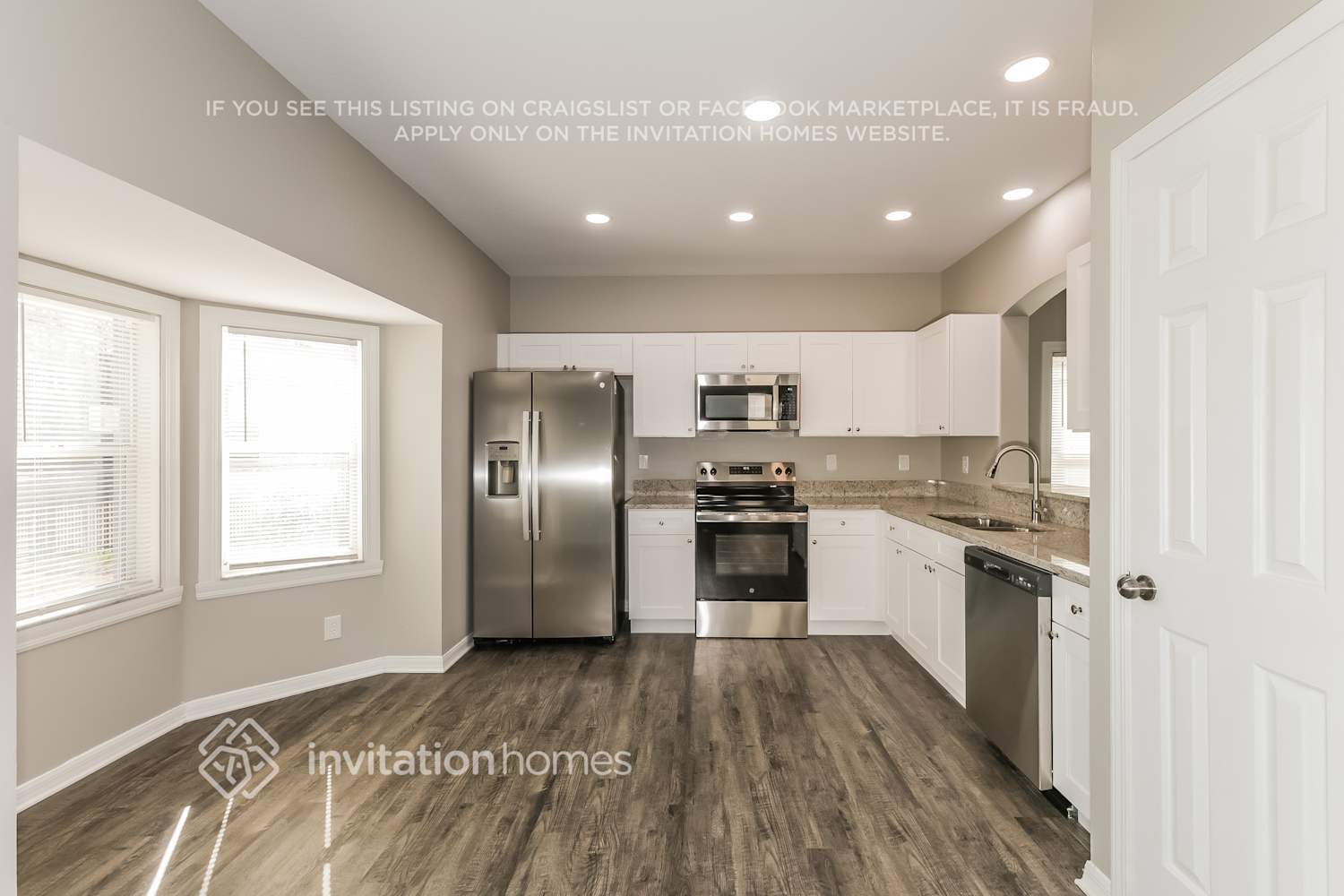 Building Photo - 16322 Bridgecrossing Dr