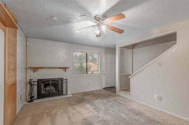 Building Photo - 2521 Crosstimbers Dr