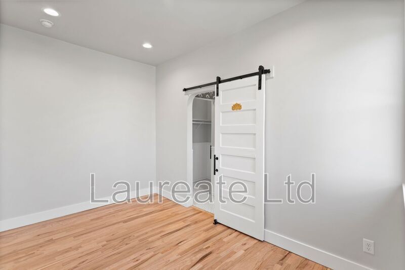 Building Photo - 2224 E 14th Ave