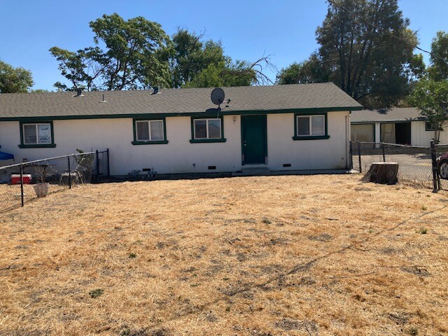 Building Photo - 13522 Airline Hwy