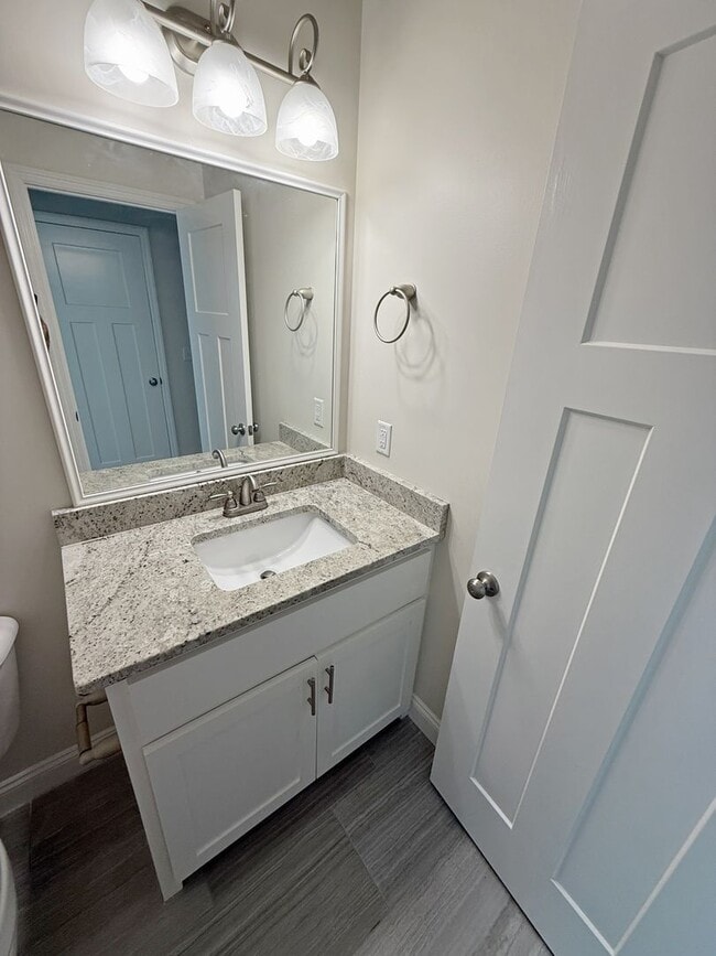 Building Photo - Stylish 4-Bedroom Home with Screened Porch...