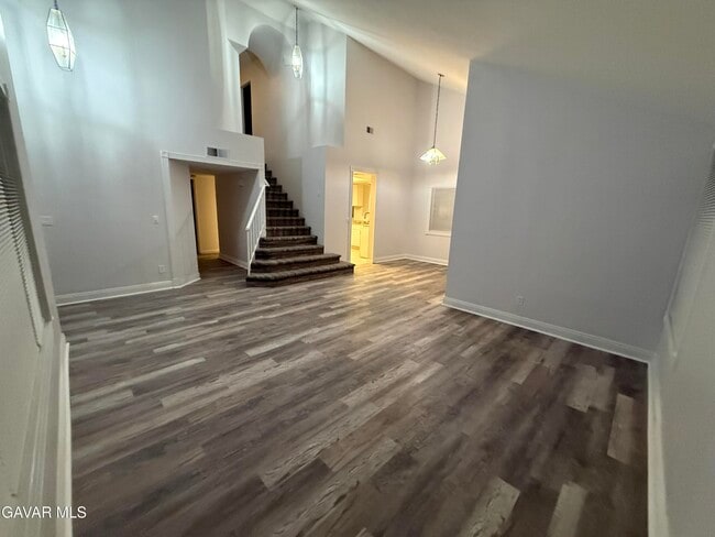 Building Photo - 2634 Avoca St