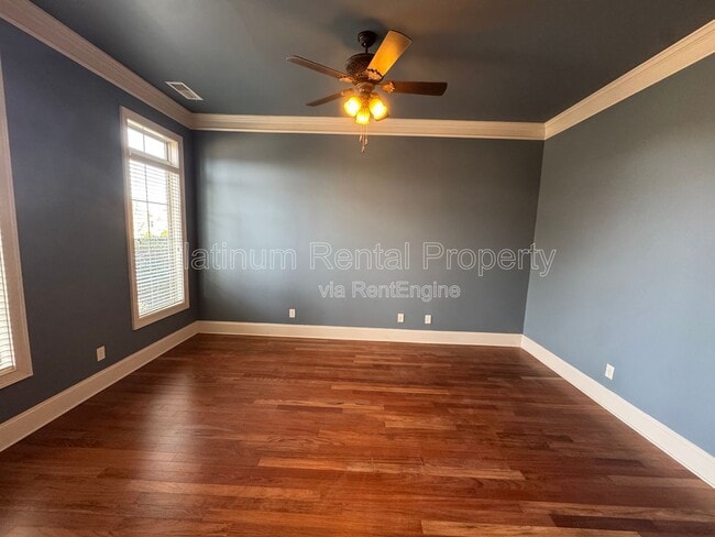 Building Photo - 1811 Traditions Way