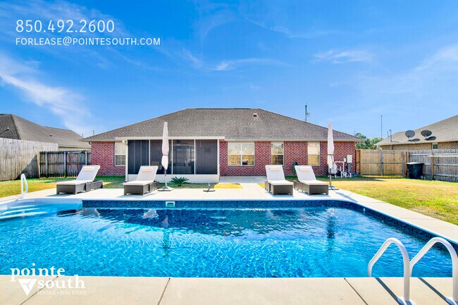 Building Photo - 33633 Field Stone Ln