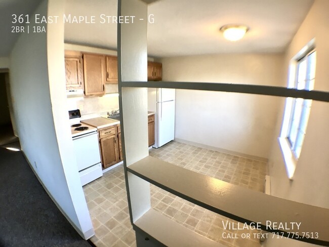 Building Photo - Affordably Priced 2-Bed with eat-in kitche...