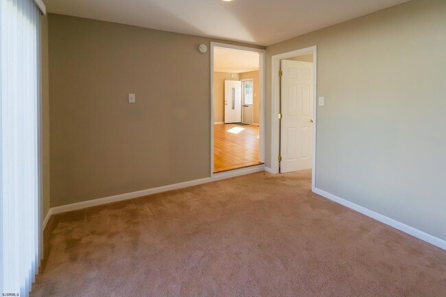 Building Photo - 318 Jefferson Ave