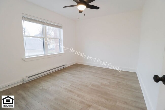 Building Photo - 1823 Griswold Dr