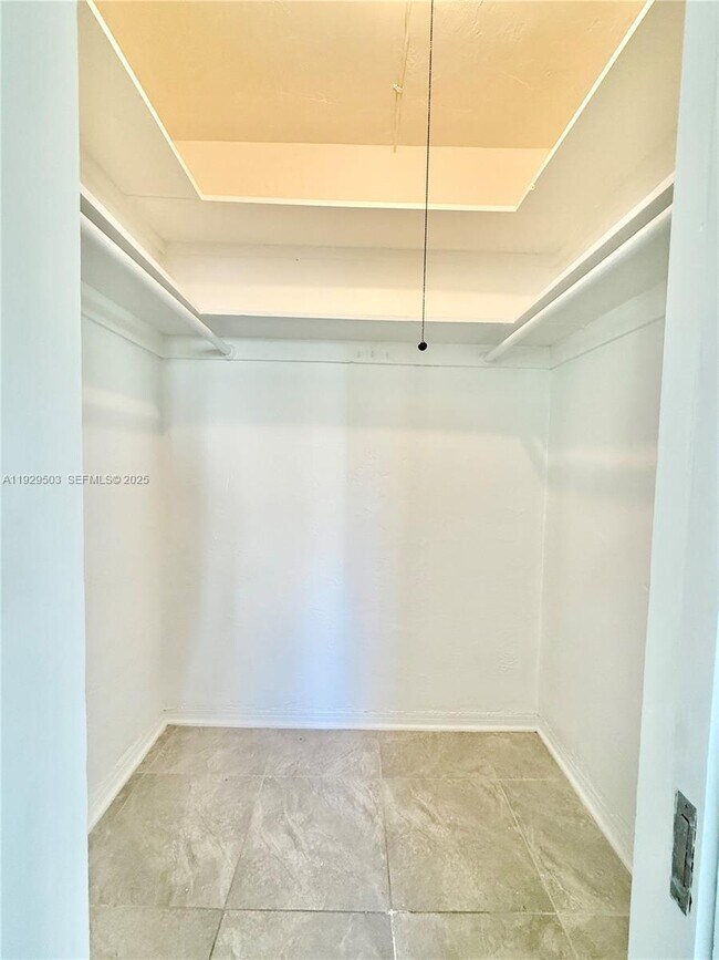 Building Photo - 212 Phoenetia Ave