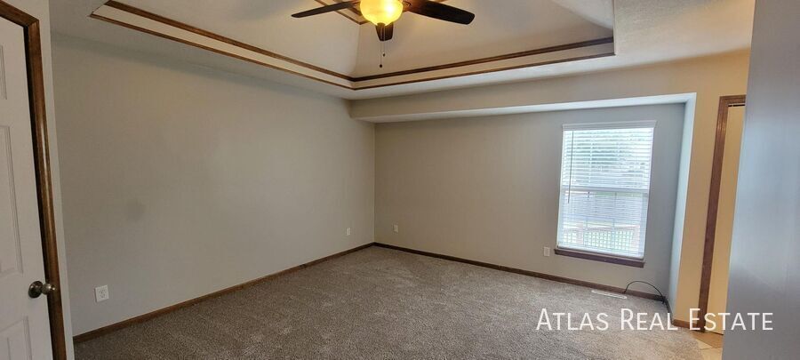 Building Photo - 205 NW Almond