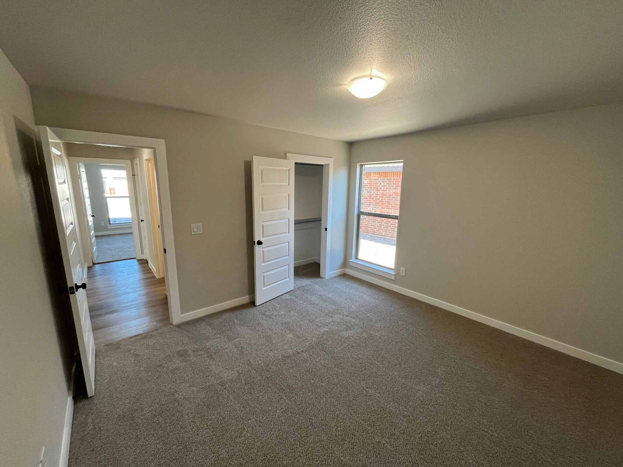 Building Photo - 2302 Copperhead Rd