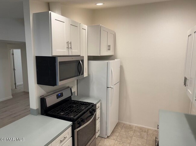 Building Photo - 1306 Windsor Dr