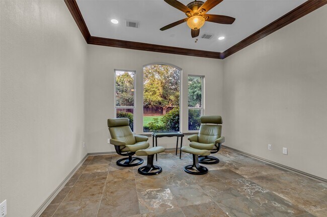 Building Photo - 19309 Whispering Grove E