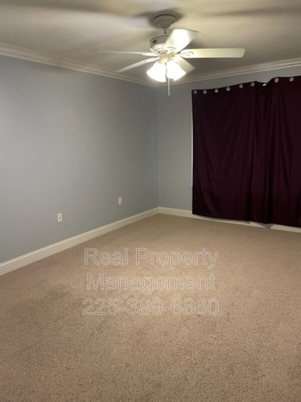 Building Photo - 13080 Burgess Ave