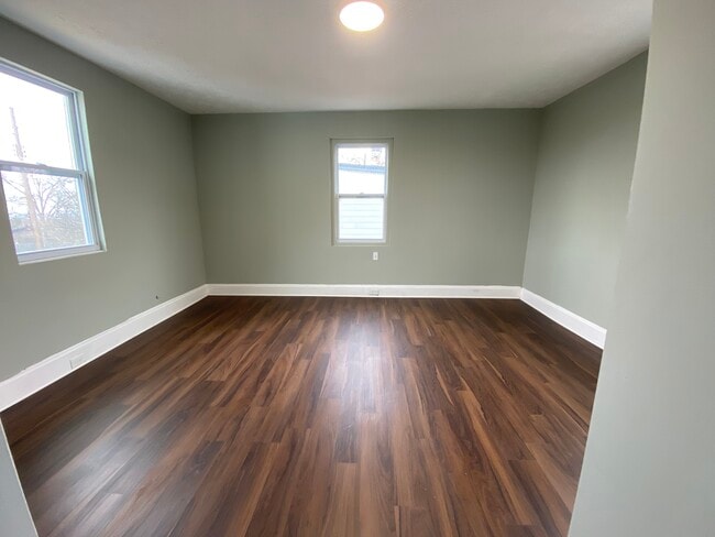 Building Photo - 3344 Spokane Ave