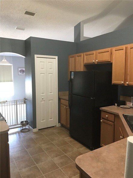 Building Photo - 1507 Ocean Cove St