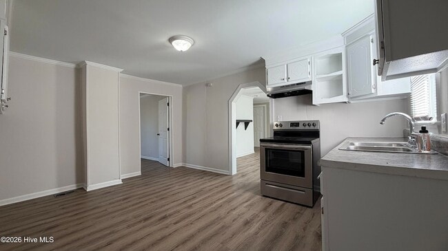 Building Photo - 3746 Cameron St