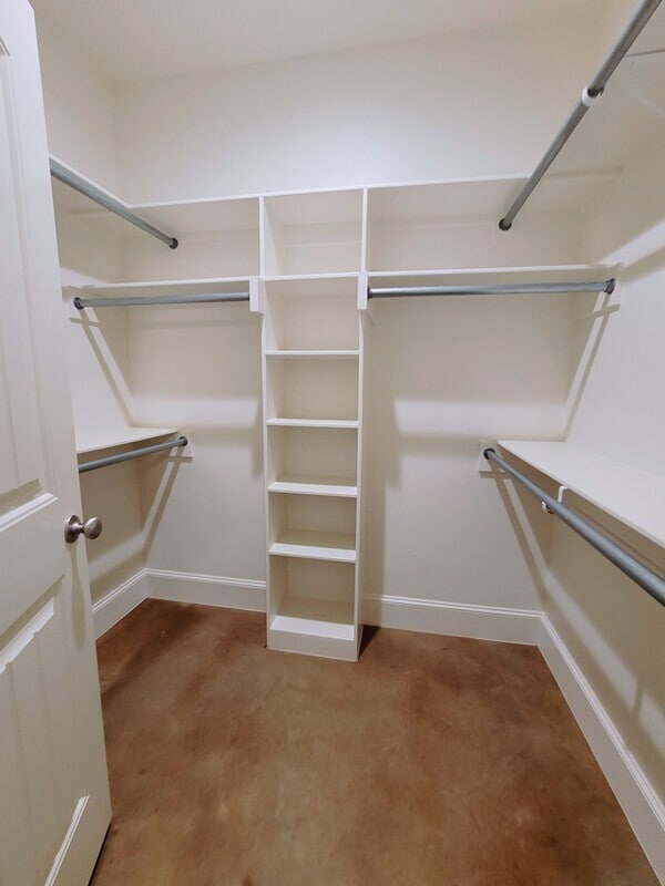 Building Photo - 429 Brentwood Dr