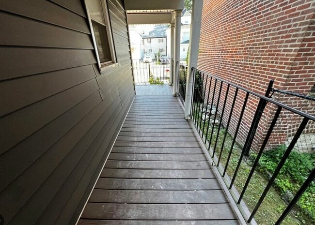 Building Photo - 95 Norfolk St