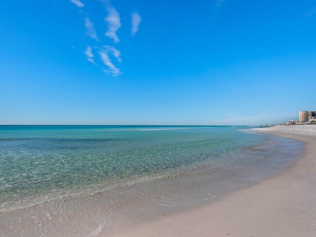 Building Photo - 3BR/3BA Fully Furnished Beach Cottage at H...