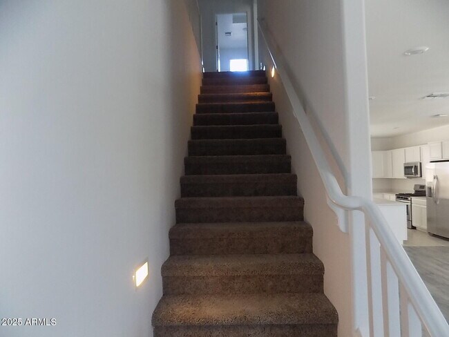 Building Photo - 1159 E Sabino Dr