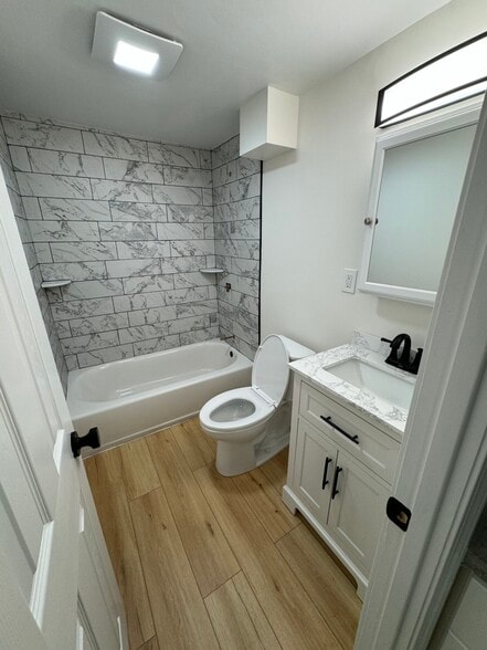 Building Photo - 892 Huntington Ave