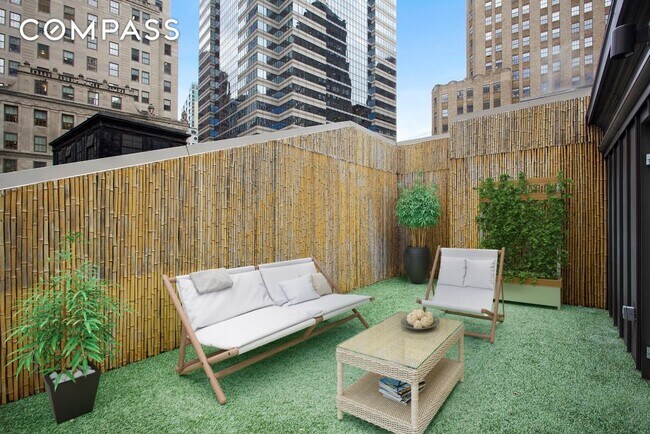 Building Photo - 55 Wall St