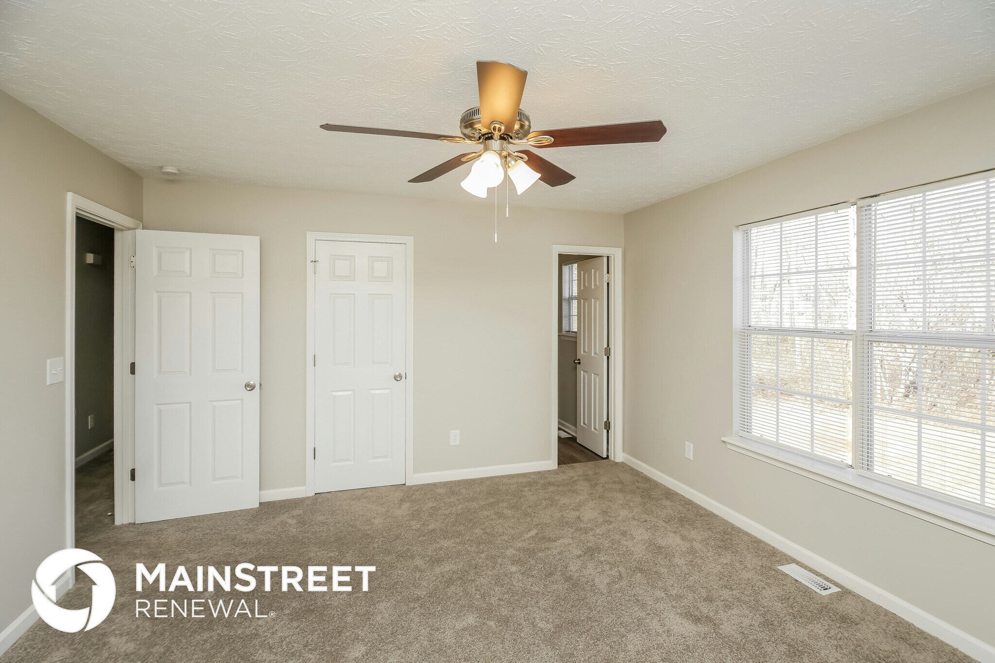 Building Photo - 34 Canter Ln