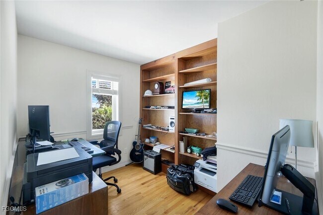 Building Photo - 1111 Schooner Pl