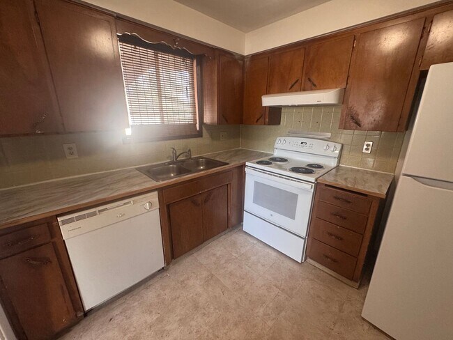 Building Photo - Welcoming 3 Bed, 1 Bath Home in Spokane *SPECIAL: $500 OFF!*