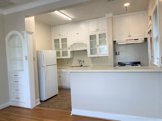 Building Photo - 1654 Marshall St