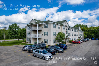 Building Photo - 1428 E St Germain St