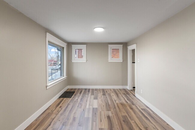 Building Photo - 8212 Toddy Ave