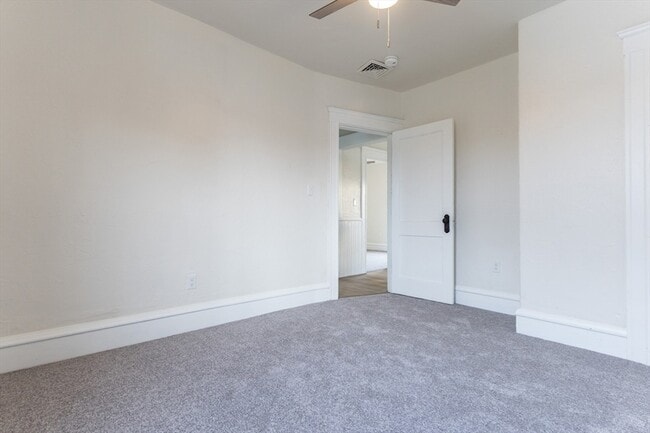 Building Photo - 643 Rathbun St