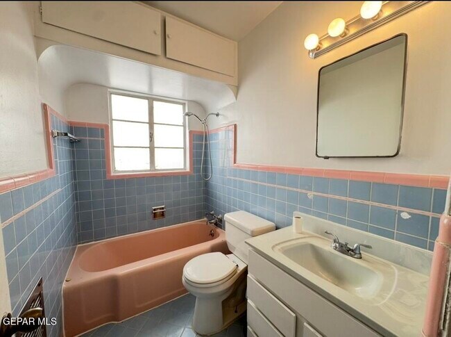 Building Photo - 1331 Cincinnati Ave