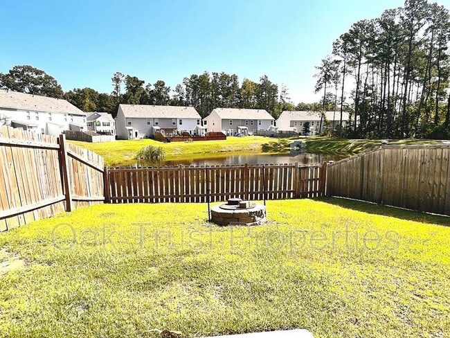 Building Photo - 129 Spencer Cir