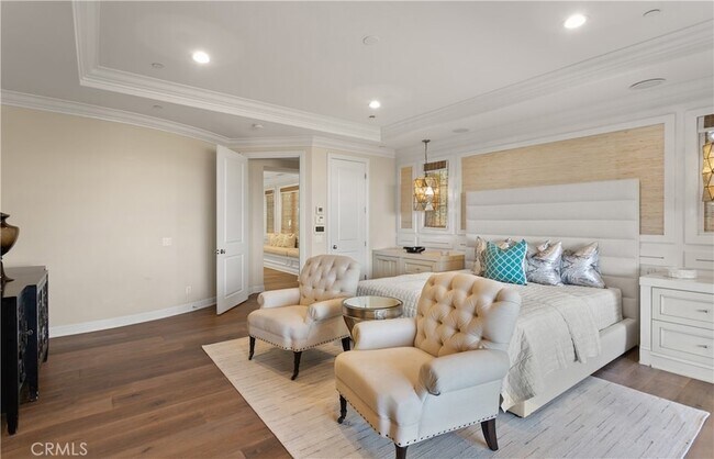 Building Photo - 121 Amber Sky