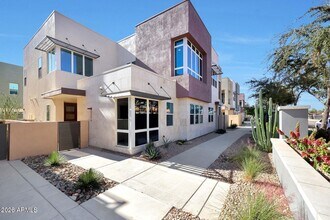 Building Photo - 9001 E San Victor Dr