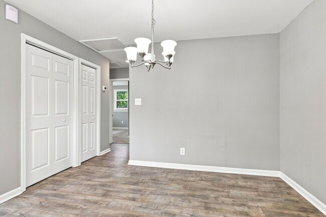 Building Photo - 1305 Yeadon Rd
