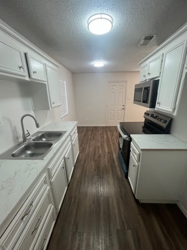 Building Photo - 2427 88th St