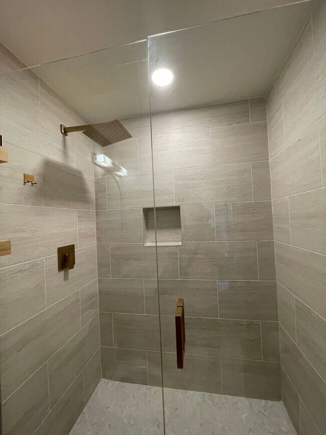 Building Photo - Front Range views, Spectacular location, Boulder home avail. Now!